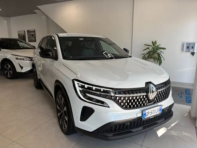 2023 Renault Austral in White for sale