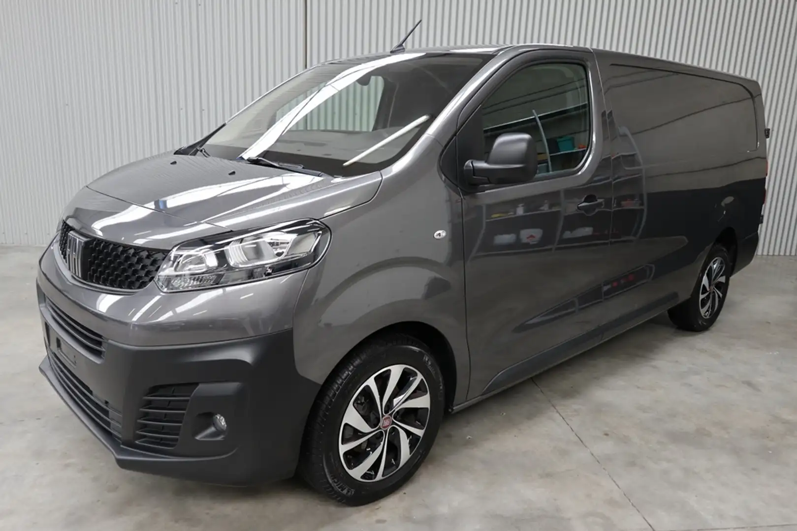 Fiat Scudo L3H1 VAN 3 PL. AUTOMAAT 2.0 MULTIJET 145 PK AT8 Grijs - 1