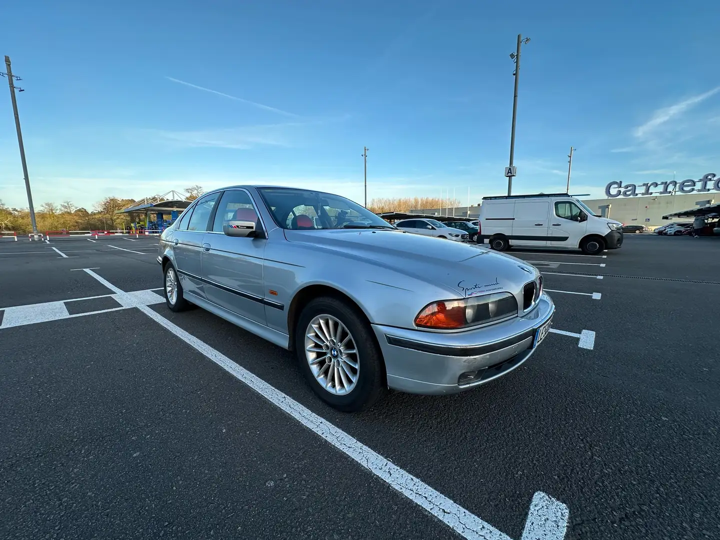BMW 520 520i Stříbrná - 1