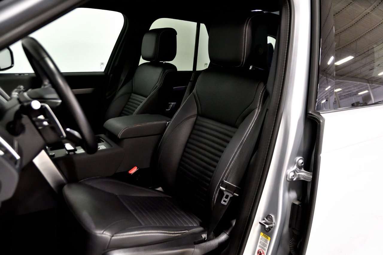 2023 Land Rover Discovery R-Dynamic S / Hitch / Heads up / Carplay / Vehicle thumb 16