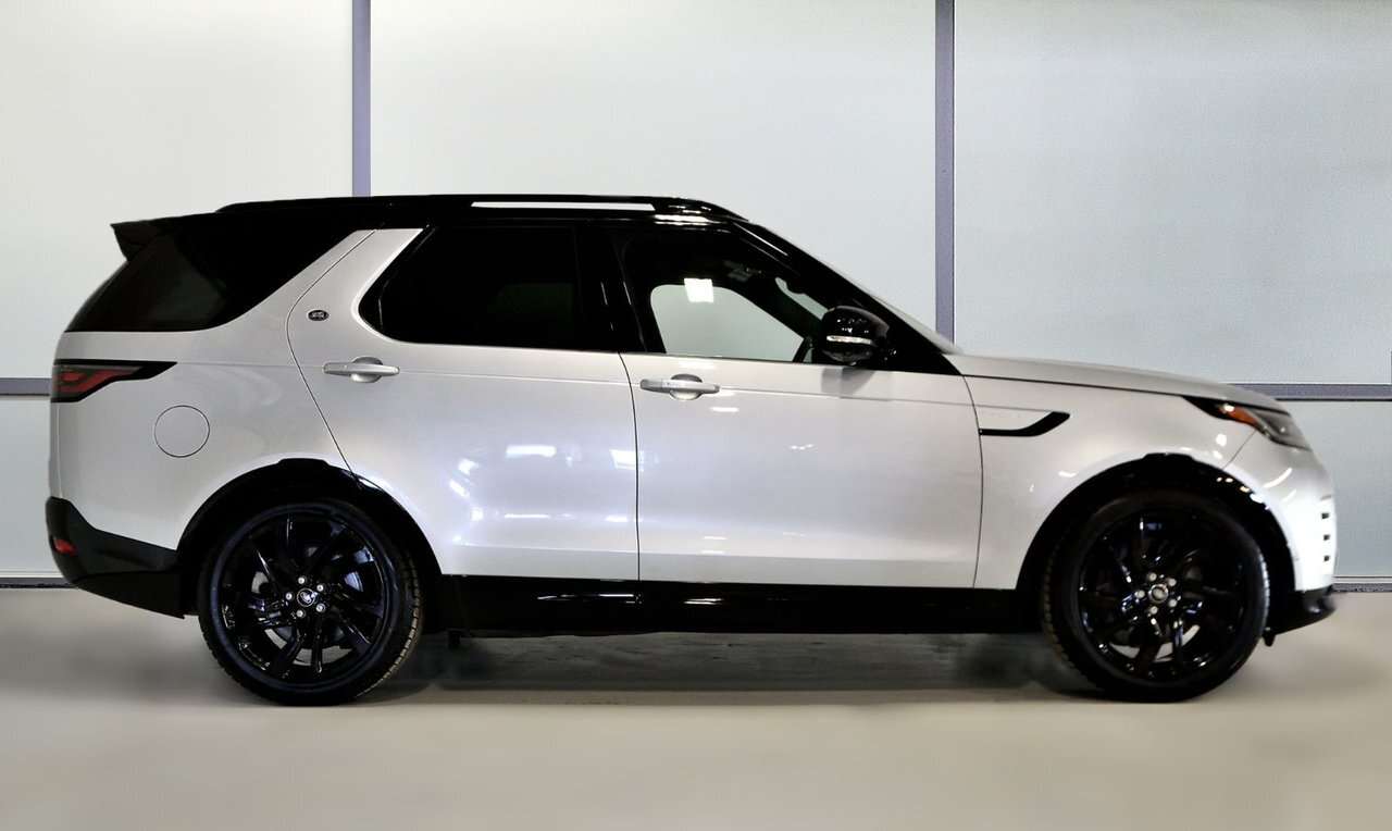2023 Land Rover Discovery R-Dynamic S / Hitch / Heads up / Carplay / Vehicle thumb 6