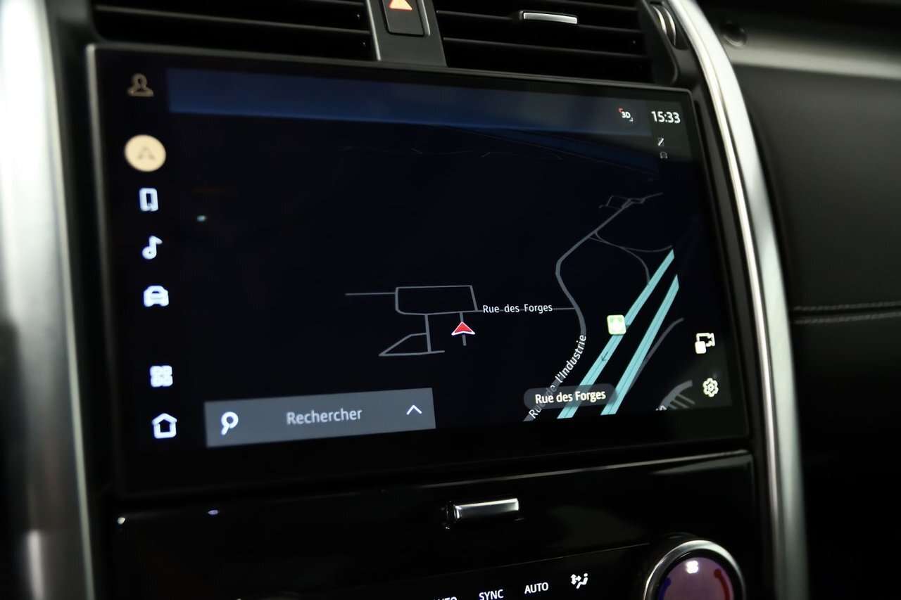 2023 Land Rover Discovery R-Dynamic S / Hitch / Heads up / Carplay / Vehicle thumb 21