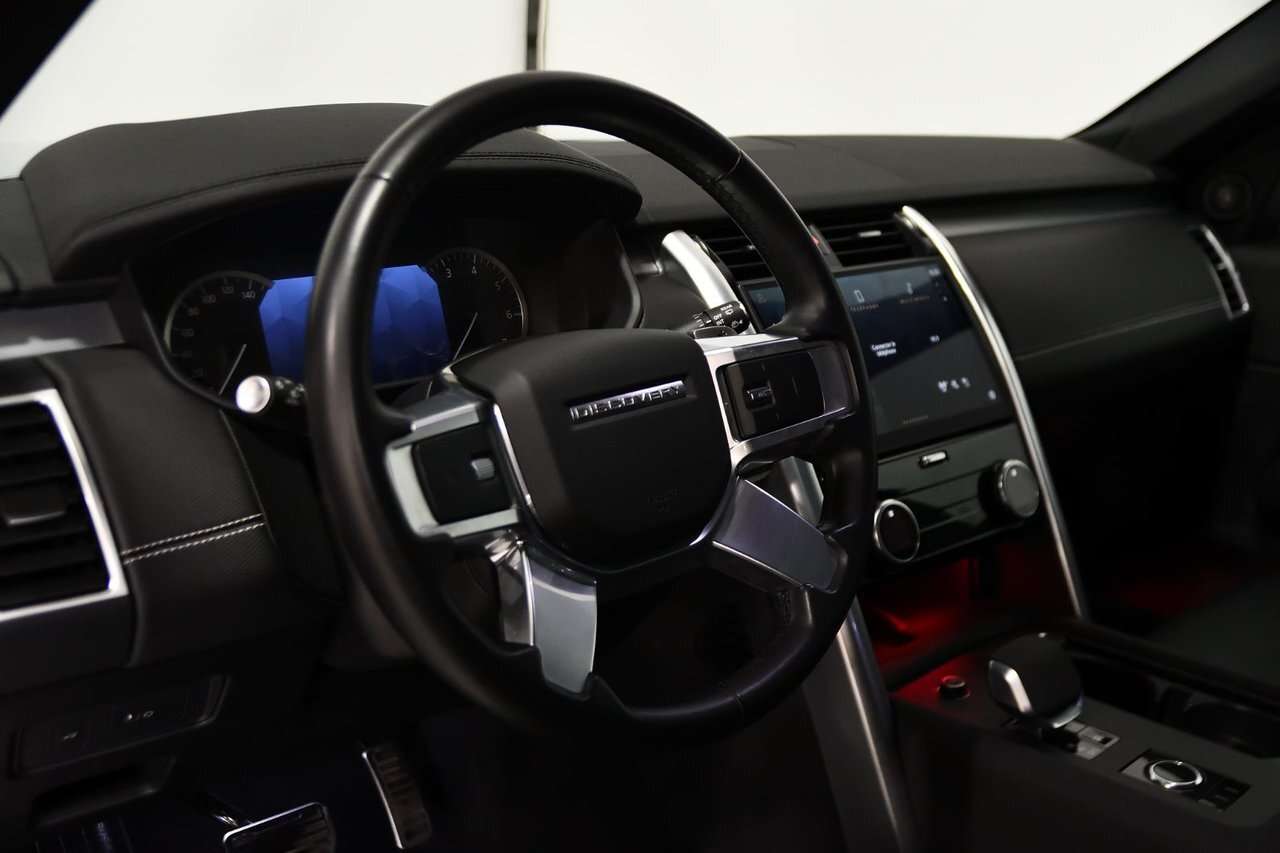 2023 Land Rover Discovery R-Dynamic S / Hitch / Heads up / Carplay / Vehicle thumb 12
