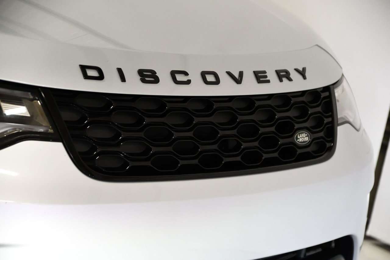 2023 Land Rover Discovery R-Dynamic S / Hitch / Heads up / Carplay / Vehicle alt 4