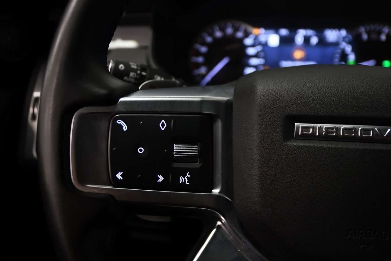 2023 Land Rover Discovery R-Dynamic S / Hitch / Heads up / Carplay / Vehicle thumb 28