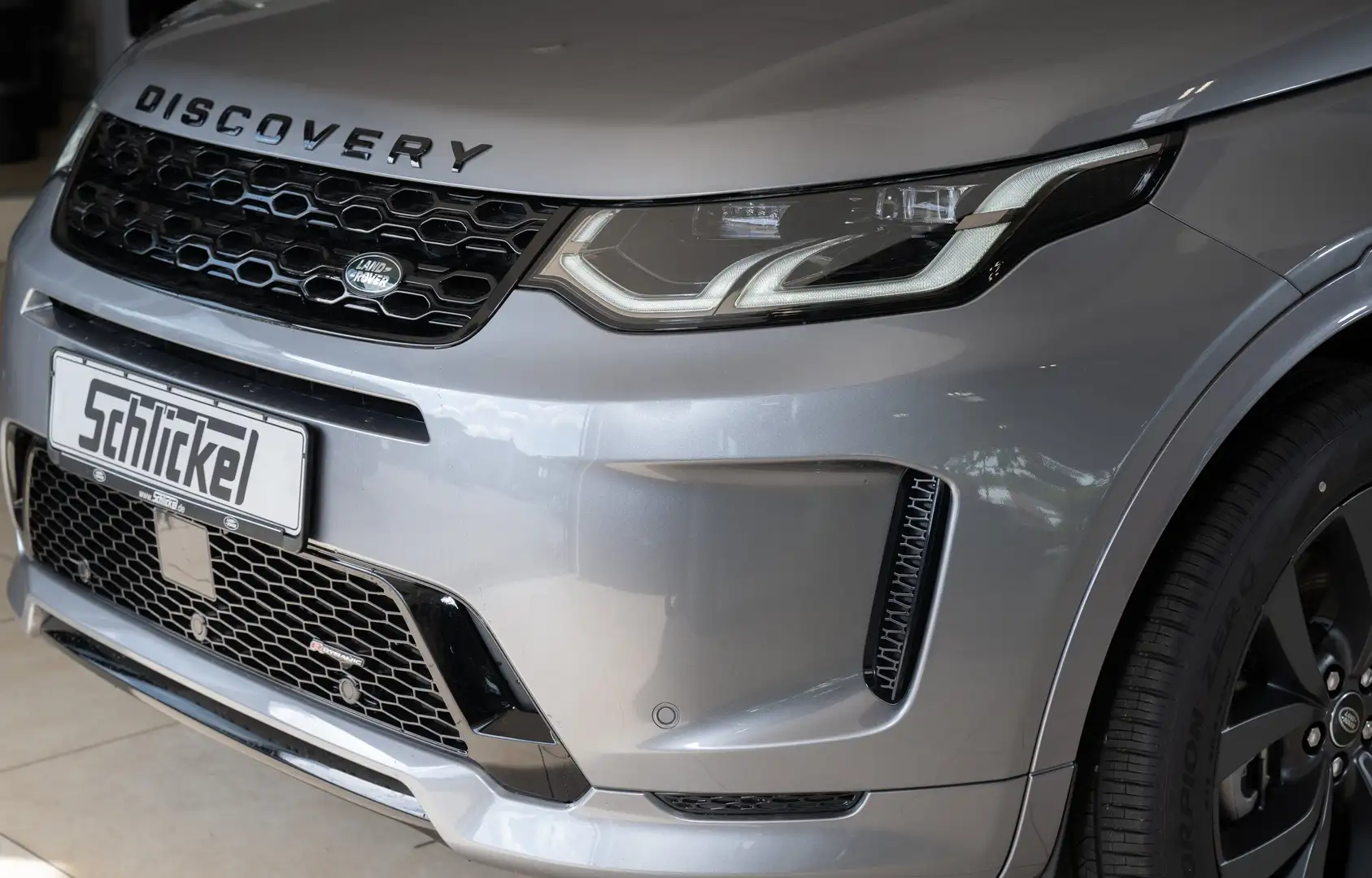 Land Rover Discovery Sport D200 R-Dynamic SE AWD Navi Leder ACC AHK Grau - 2