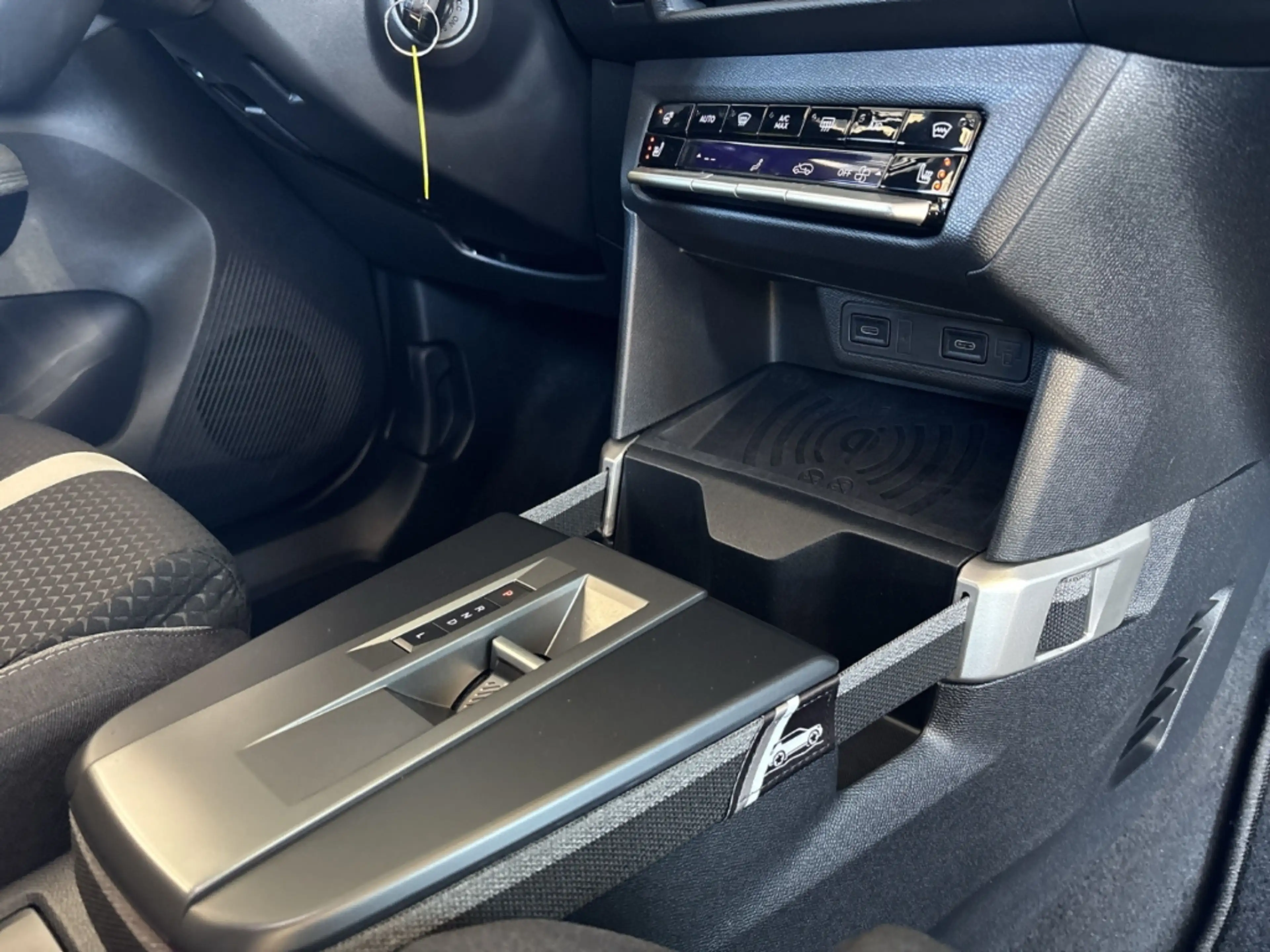 Opel Frontera GS 1.2 MHEV AT +Allwetter+TECH-Paket — photo 12