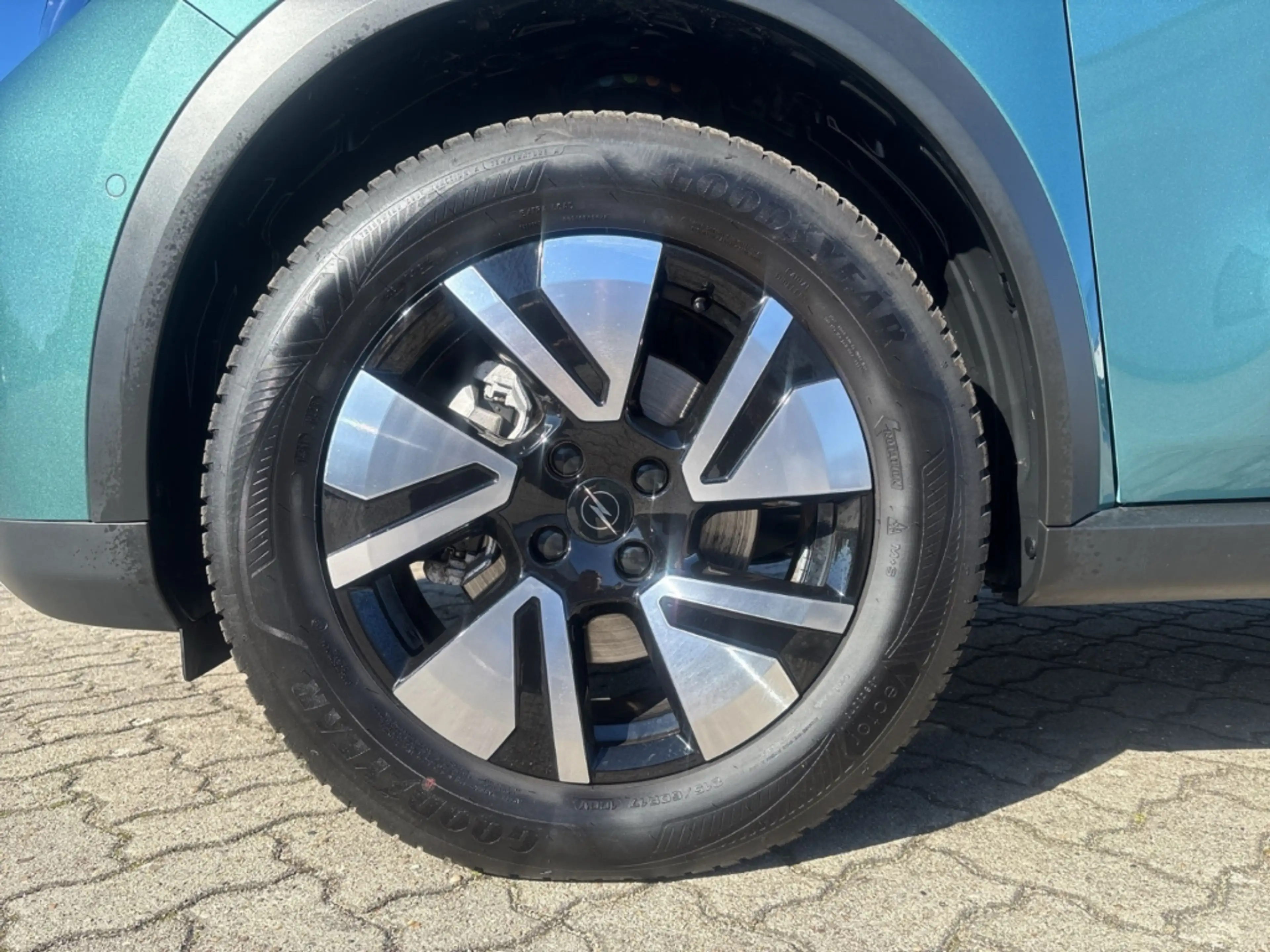 Opel Frontera GS 1.2 MHEV AT +Allwetter+TECH-Paket — photo 2