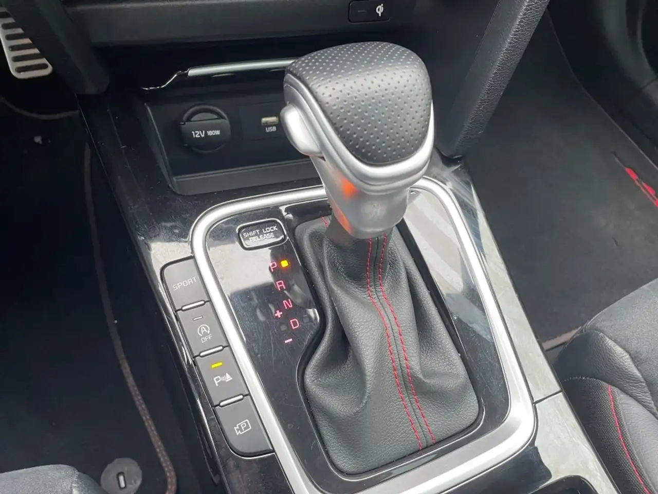 Kia ProCeed / pro_cee'd 1.6 T-GDI DCT7 OPF GT *Pano 17