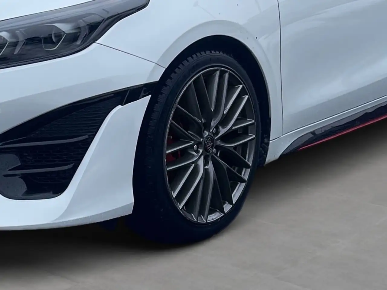 Kia ProCeed / pro_cee'd 1.6 T-GDI DCT7 OPF GT *Pano 6