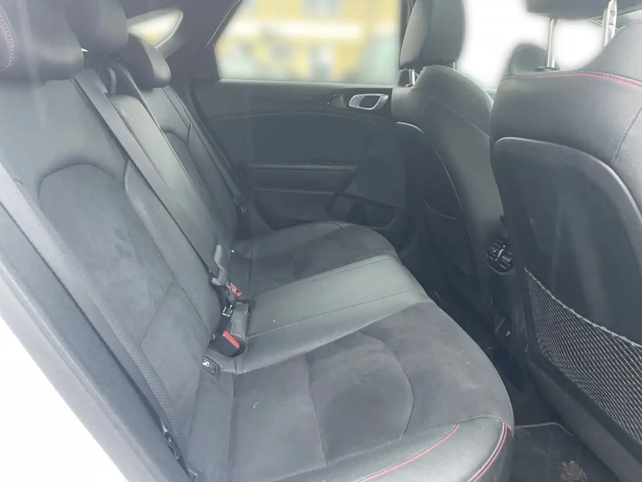 Kia ProCeed / pro_cee'd 1.6 T-GDI DCT7 OPF GT *Pano 13