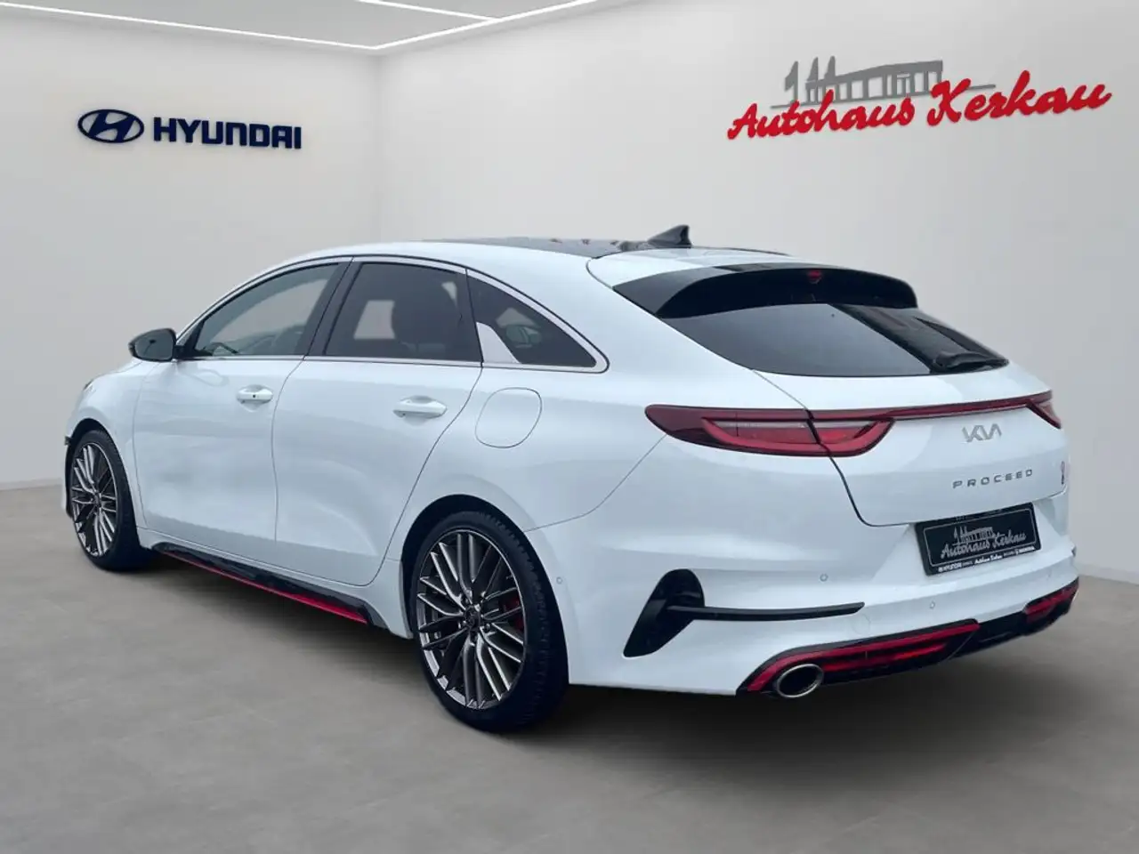 Kia ProCeed / pro_cee'd 1.6 T-GDI DCT7 OPF GT *Pano 4