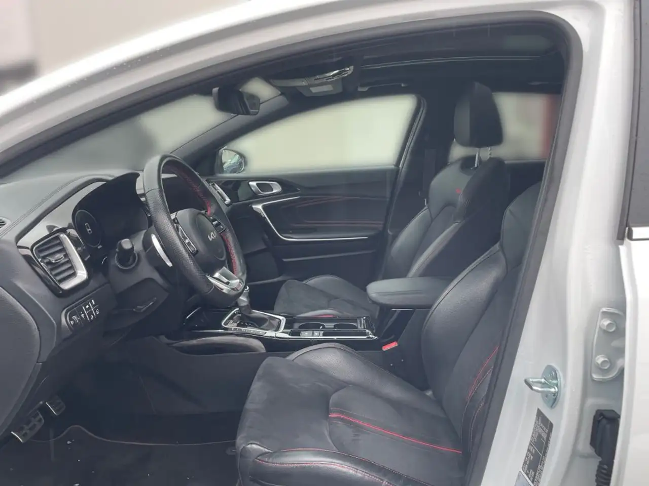 Kia ProCeed / pro_cee'd 1.6 T-GDI DCT7 OPF GT *Pano 7