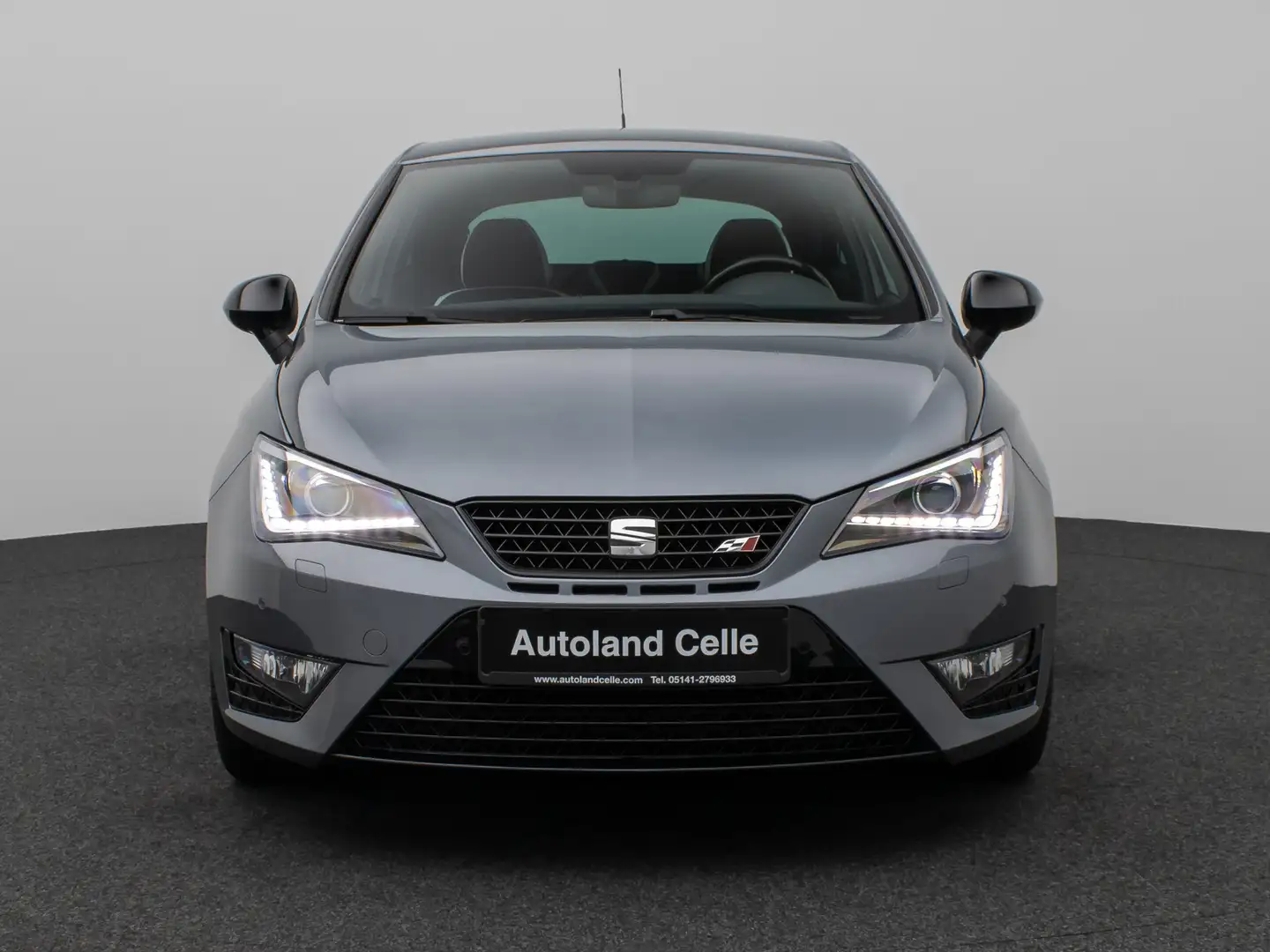 SEAT Ibiza SC Cupra Bi-Xenon PDC 8Fach Tempomat Sport Grau - 2