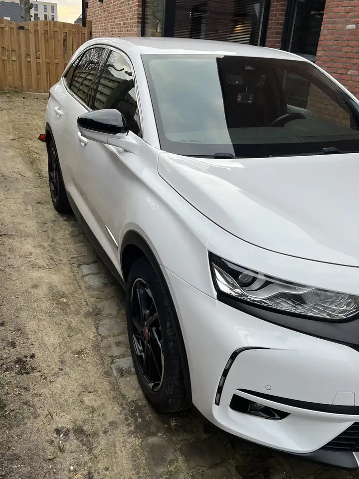 DS Automobiles DS 7 Crossback 2021