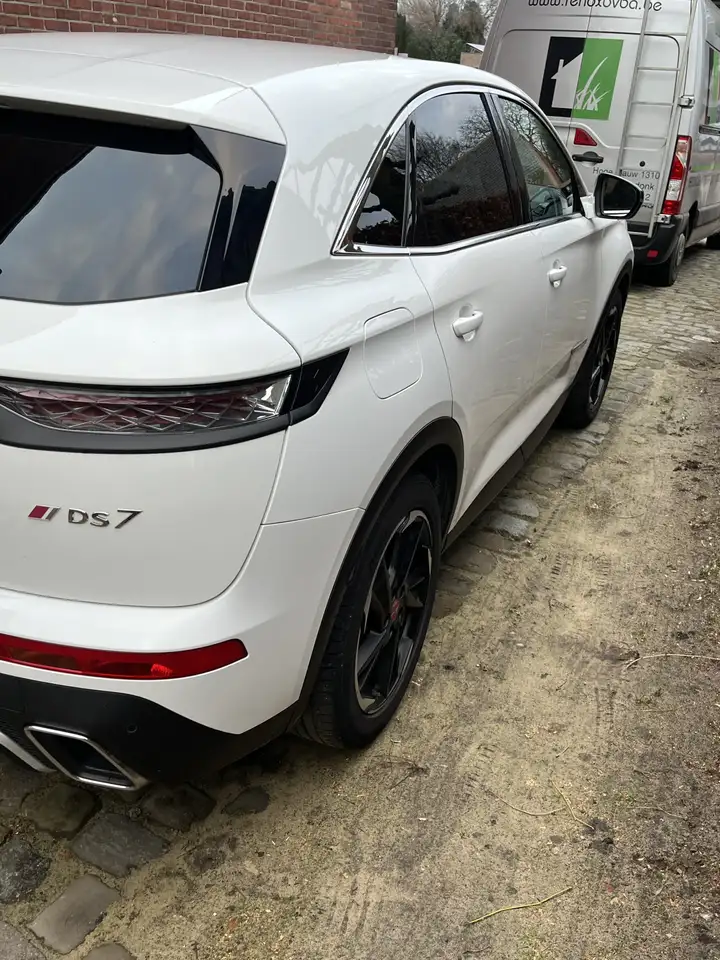 DS Automobiles DS 7 Crossback 2021