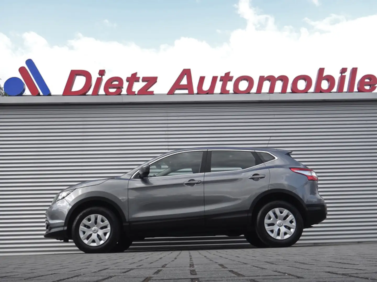 Nissan Qashqai 1.2 Visia Gerne Finanzierung +++ Schwarz - 1