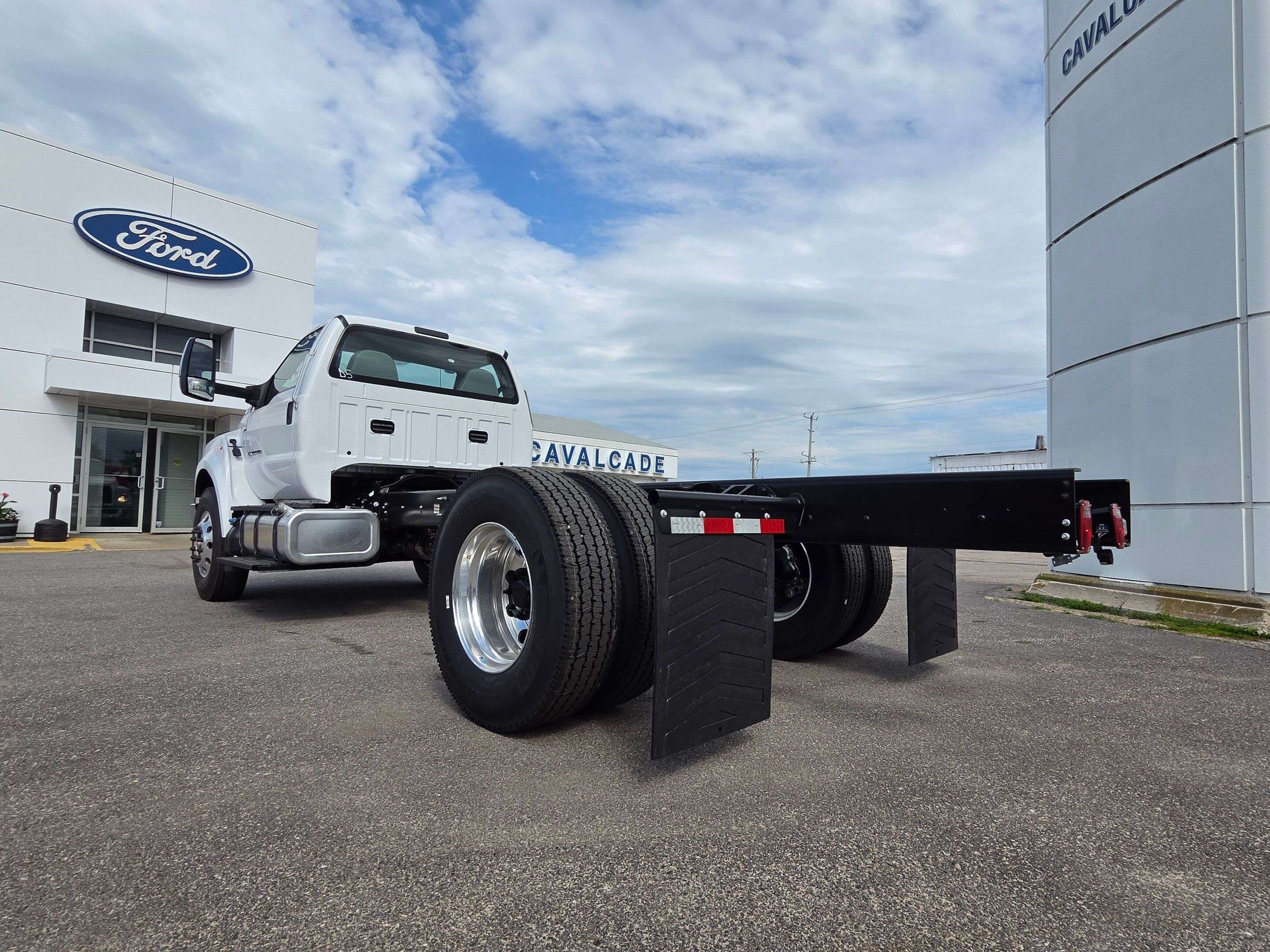 2027 Ford F-750 Super Duty