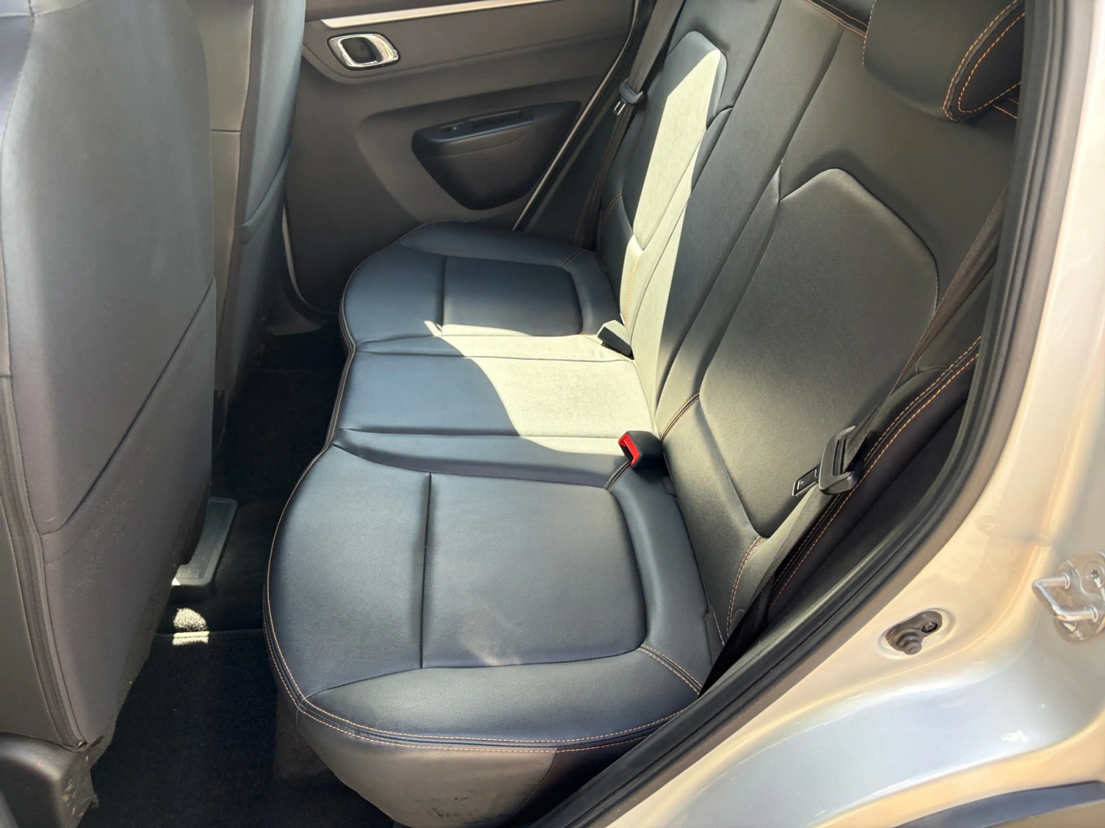 Dacia Spring Comfort Plus 27 kWh !!slechts 4600 KM!! | Org. Ned — photo 6