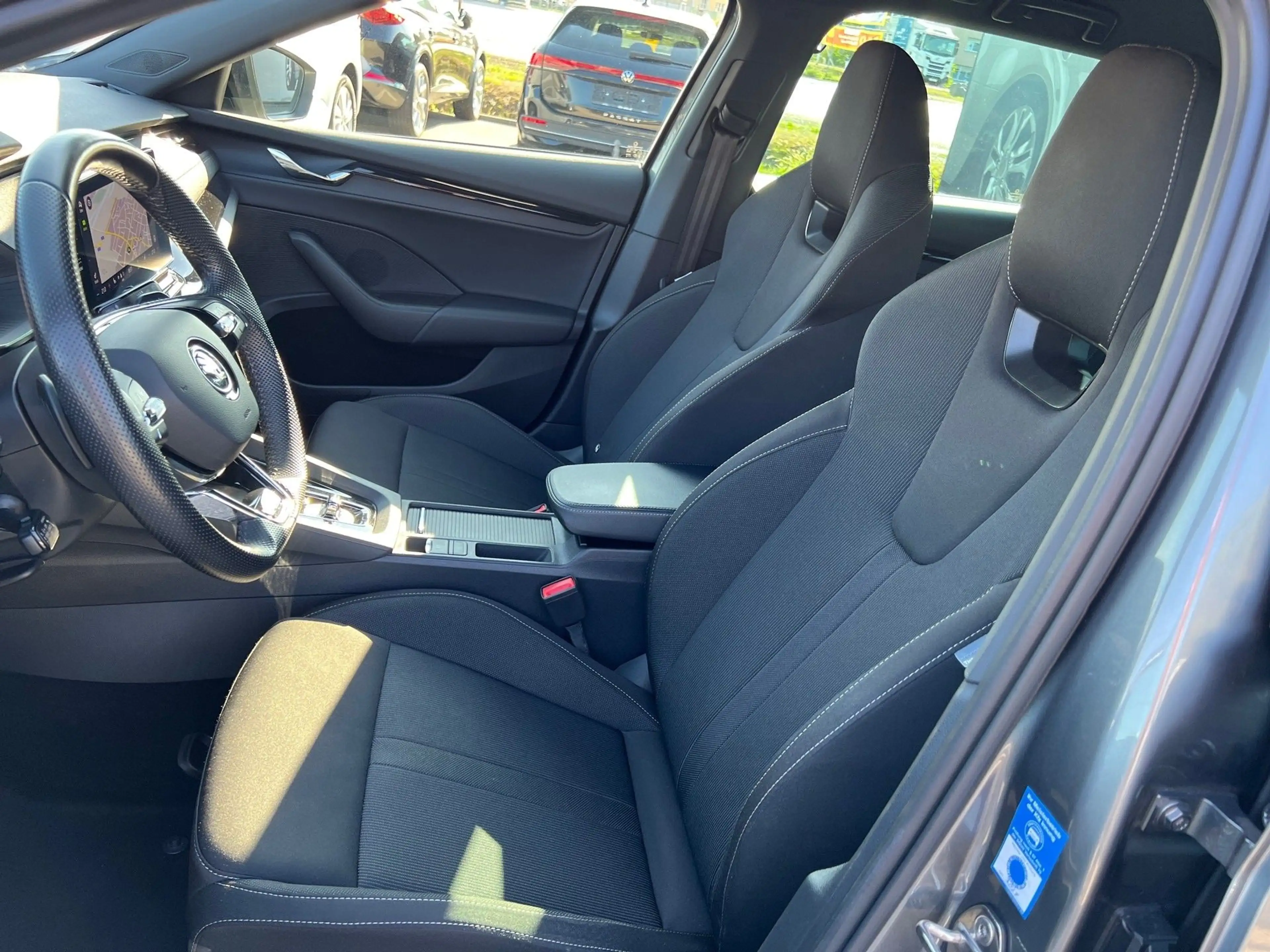 Skoda Octavia Combi 2,0 TDI Sportline DSG | NP: €45.400 — photo 32