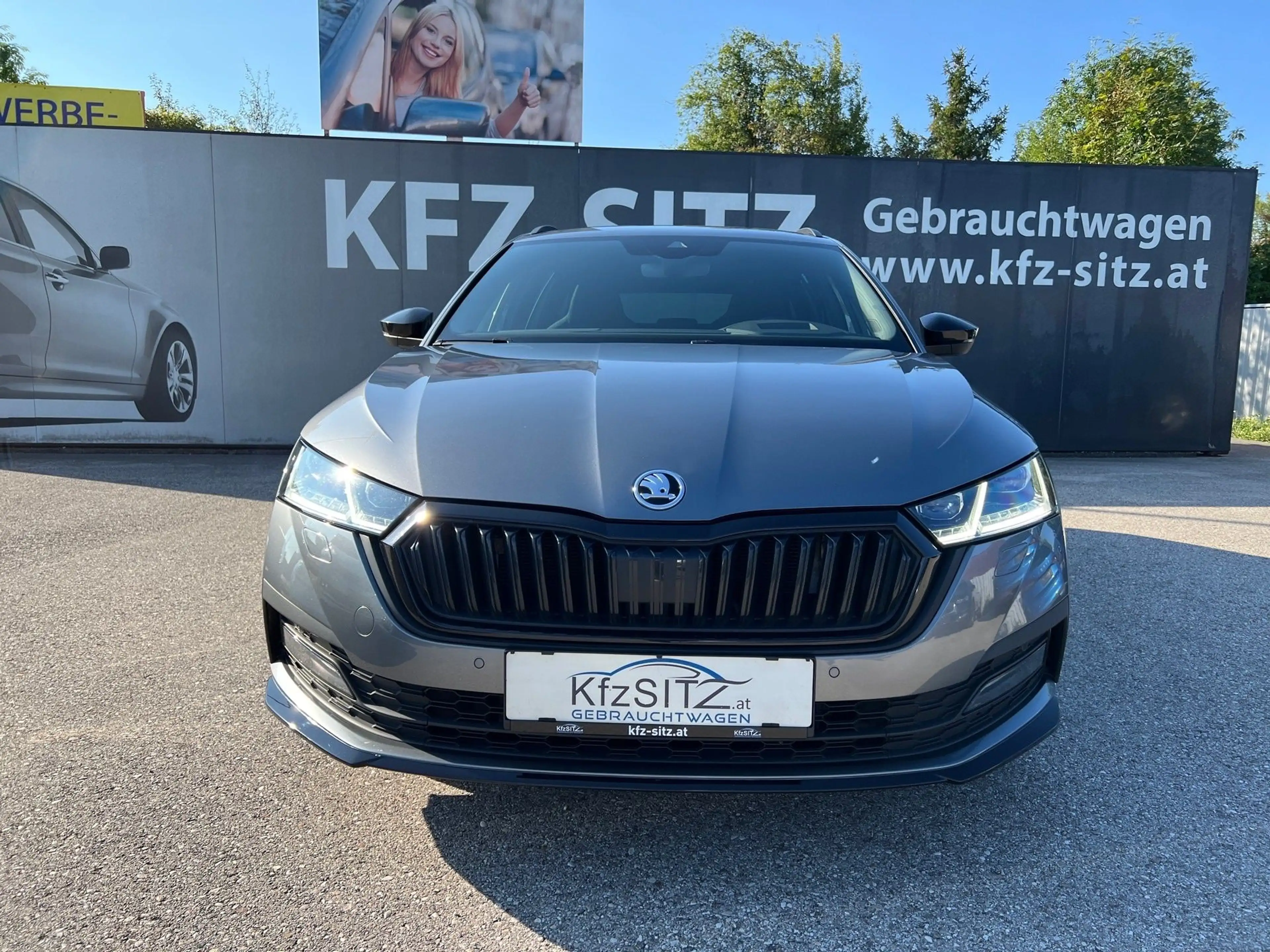 Skoda Octavia Combi 2,0 TDI Sportline DSG | NP: €45.400 — photo 8