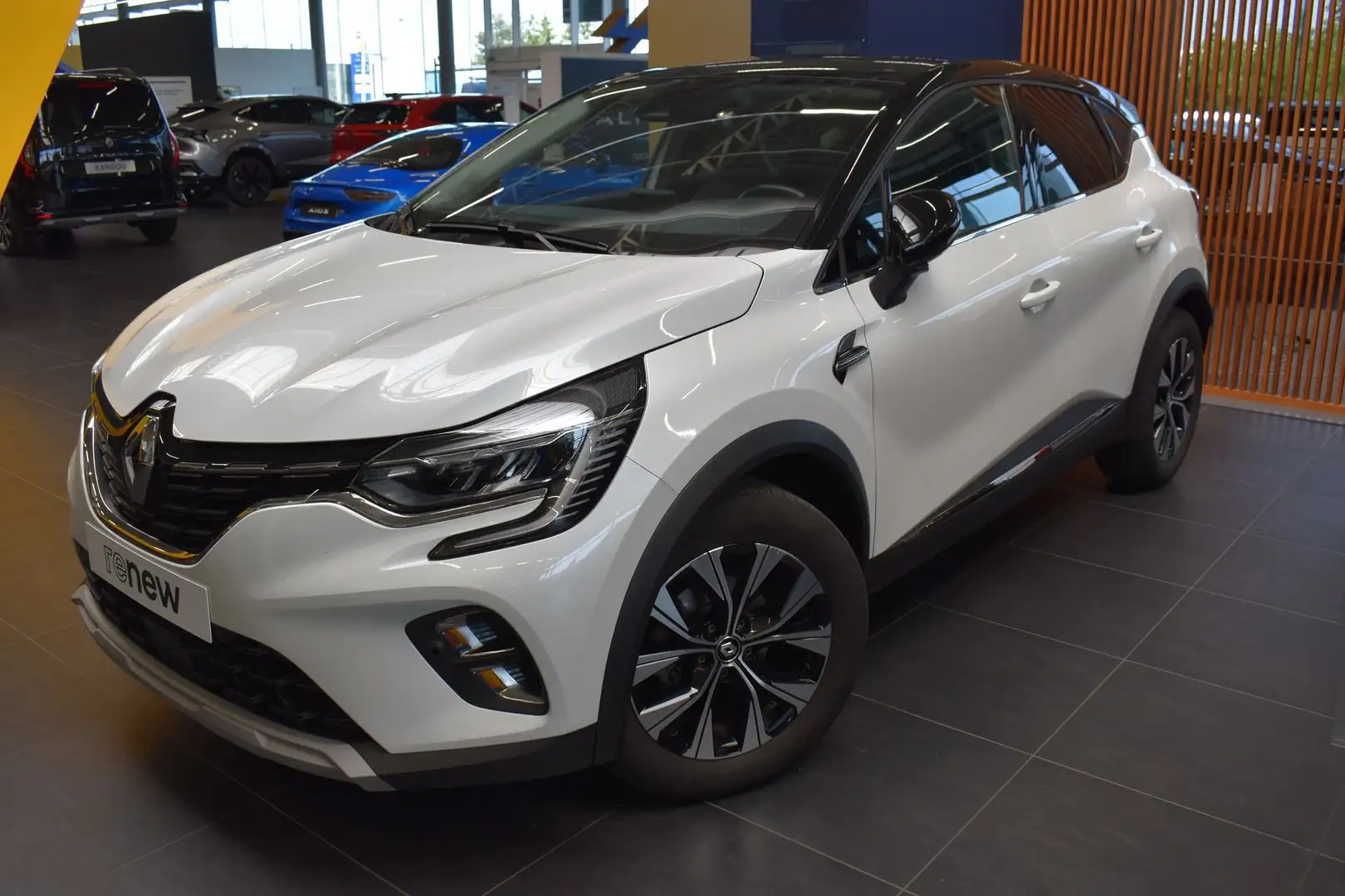 Renault Captur Techno 1.3 TCE 140 EDC/Valckenier Gent - 1