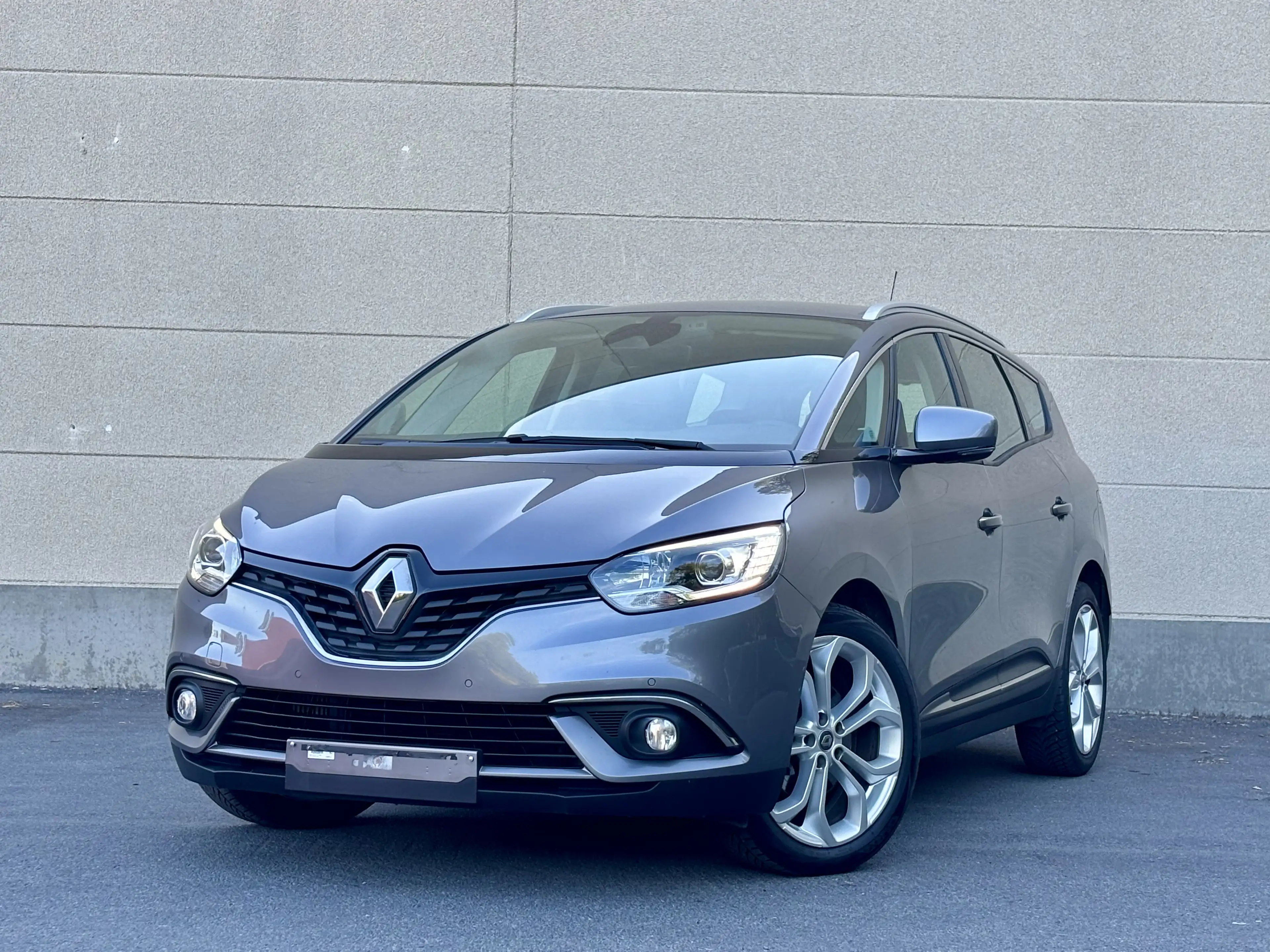 Renault Grand Scenic Grand Scénic 1.33 TCe Intens GPF (EU6.2) — photo 15