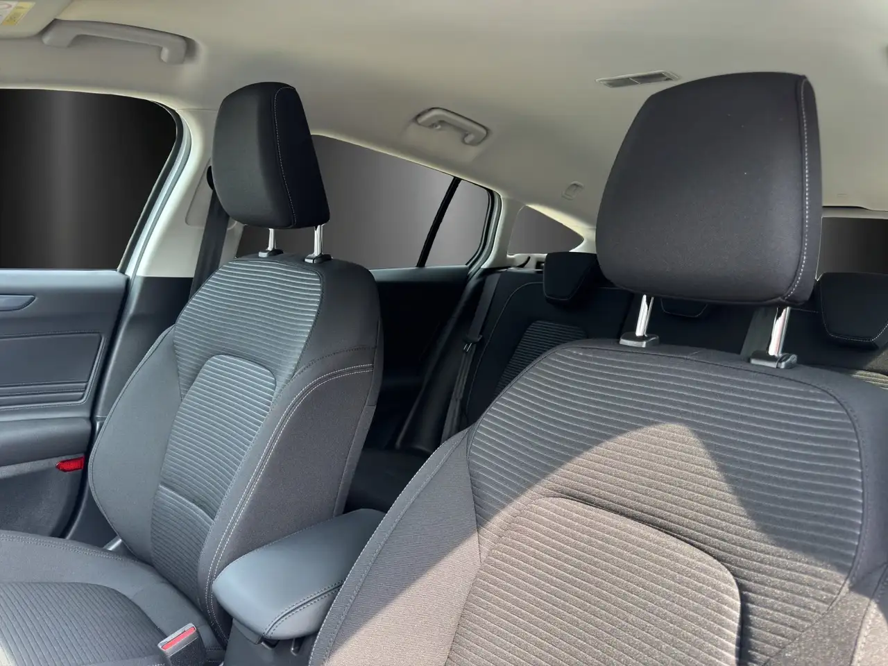 Ford Focus Turnier Active WINTER/EASY-PARK/FAHRERASII 14