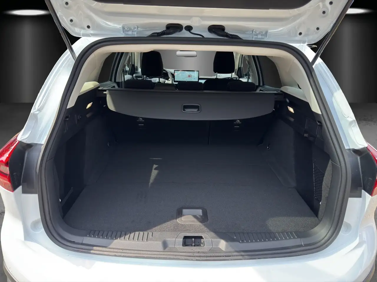 Ford Focus Turnier Active WINTER/EASY-PARK/FAHRERASII 7