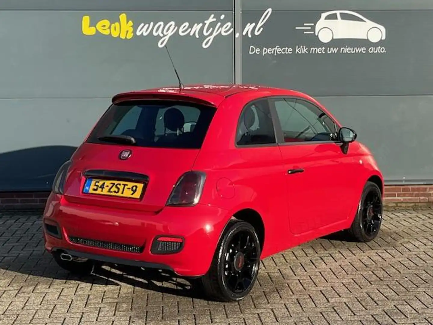 Fiat 500 1.2 Sport *groot scherm met carplay *airco *16 inc Rood - 2