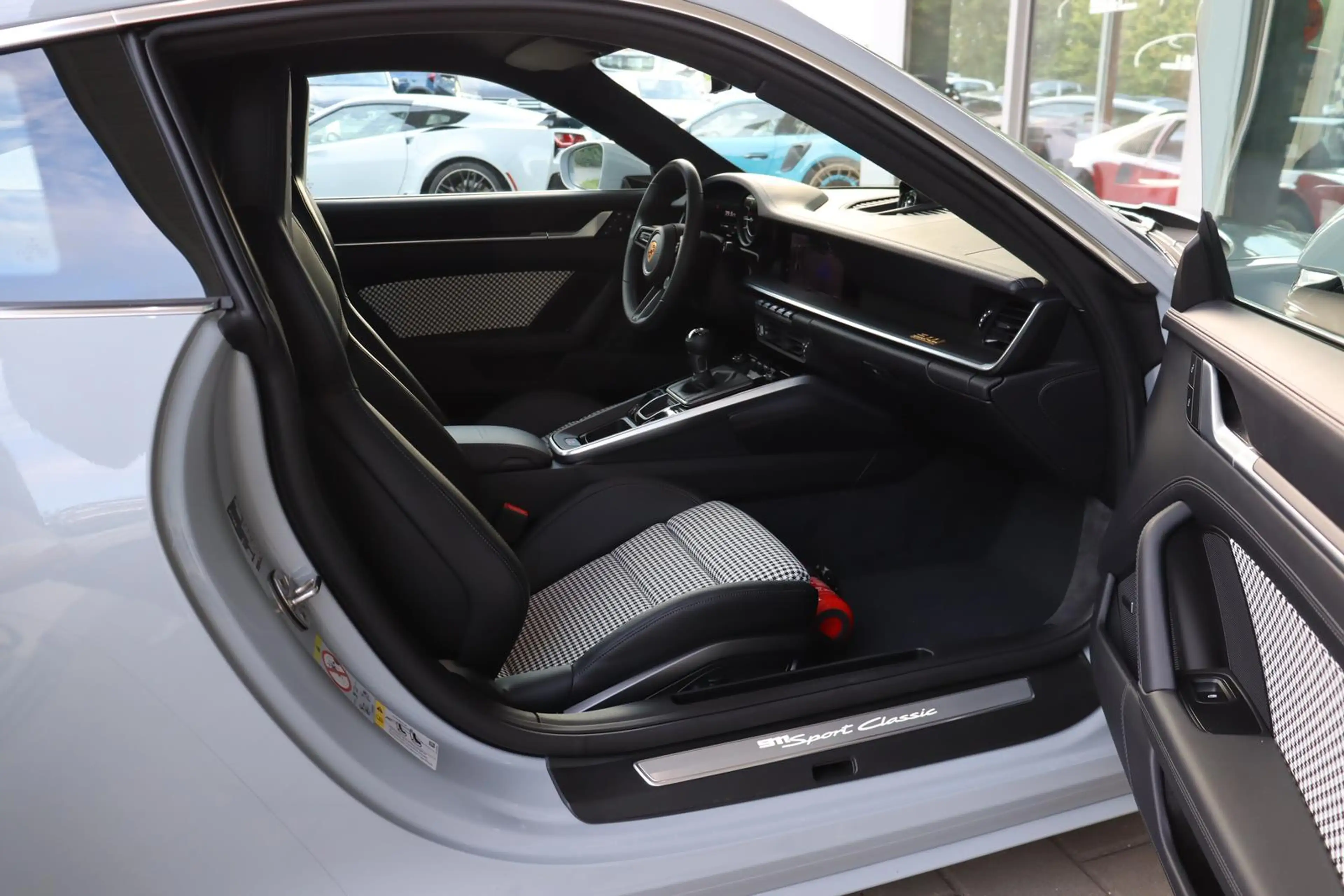 Porsche 992 911 Sport Classic /SportAbgas/SurroundView — photo 10