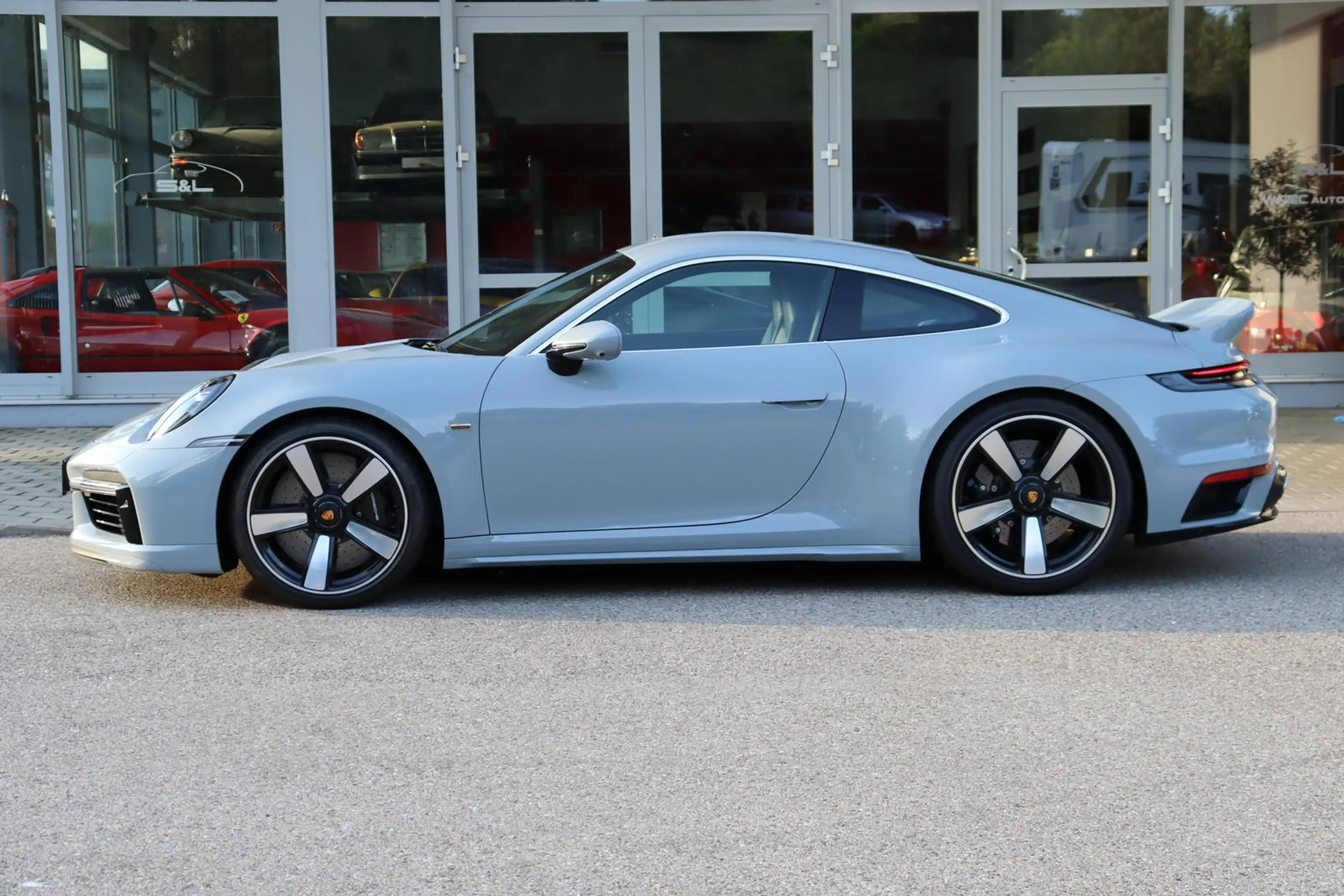 Porsche 992 911 Sport Classic /SportAbgas/SurroundView — photo 3
