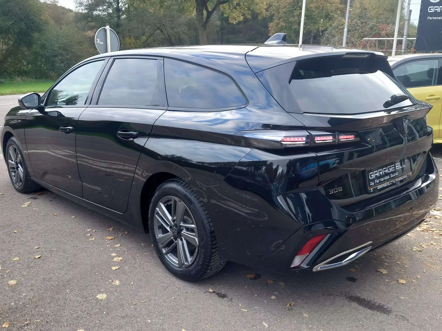 Peugeot 308 SW Allure Noir - 2