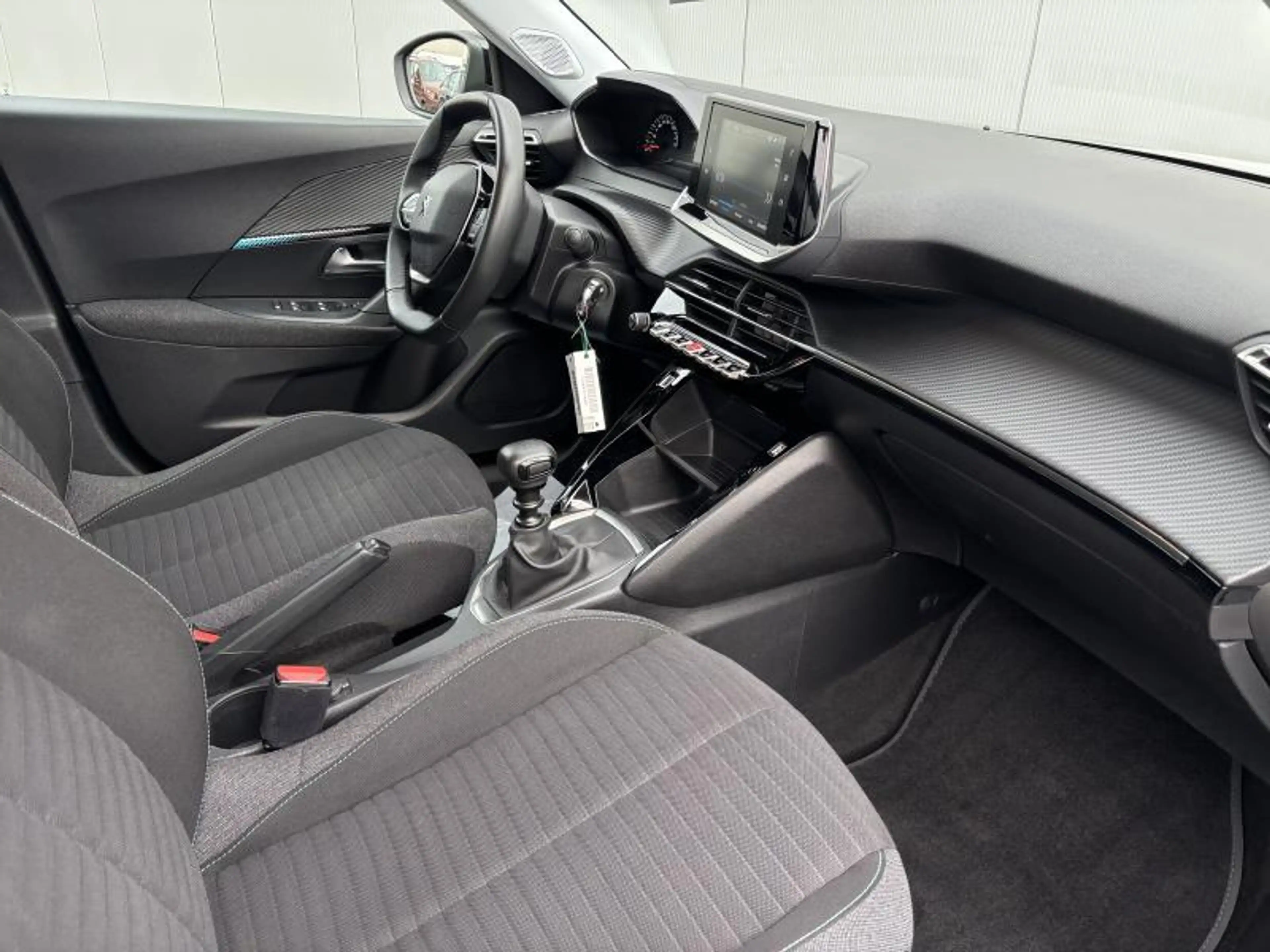 Peugeot 2008 Style — photo 6