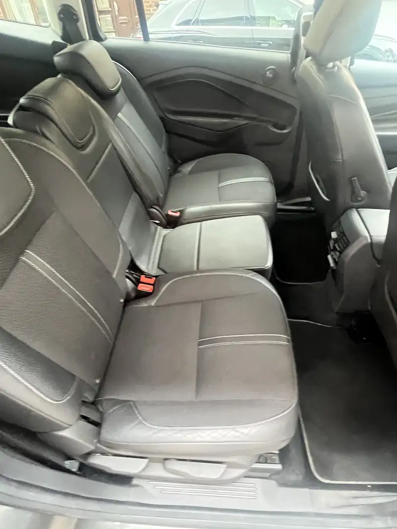 Ford C-Max titanuim - 2