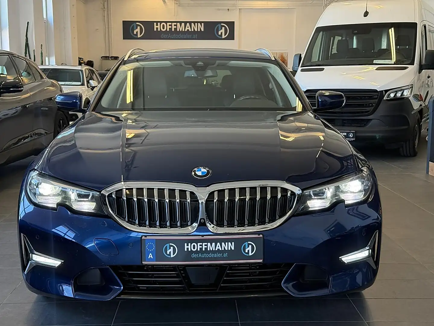 BMW 320 d Touring Aut./Luxury Line/Sportsitze/ACC+/SH v... Blau - 2