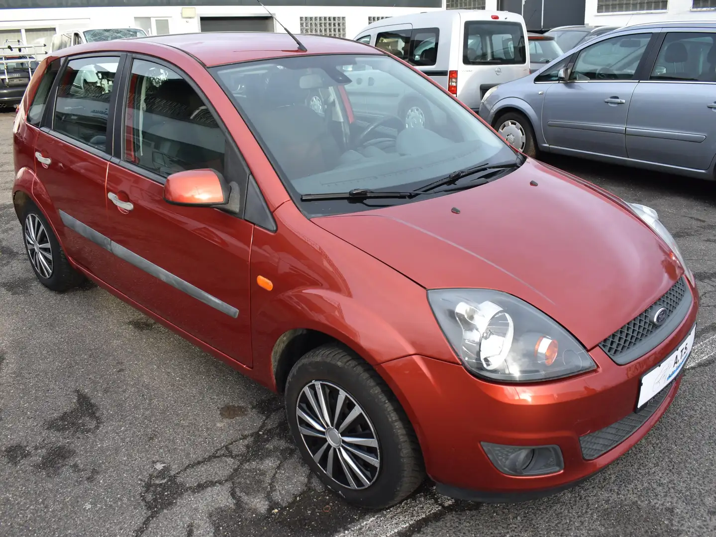 Ford Fiesta Connection *KLIMA*INSPEKTION + TÜV NEU*WENIG KM Rot - 2