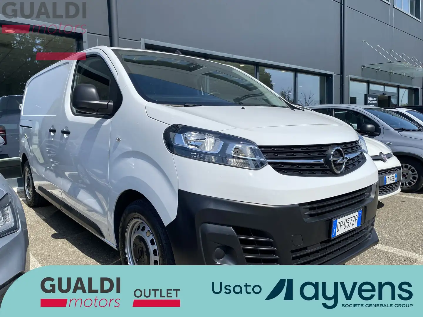 Opel Vivaro 1.5 Diesel 120CV S&S PL-TN M Furgone Enjoy Blanc - 1