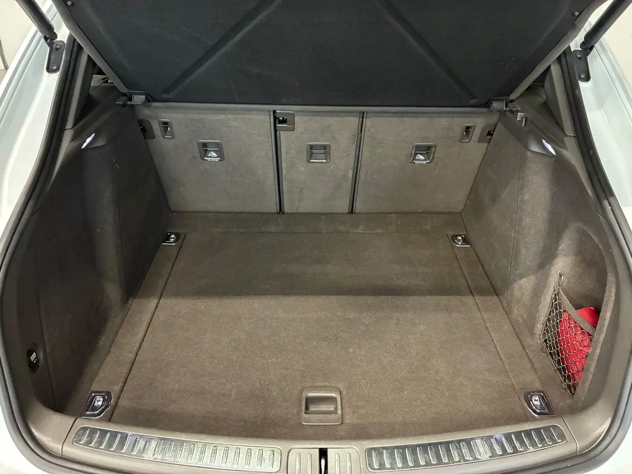 Porsche Macan — photo 20 sur 22