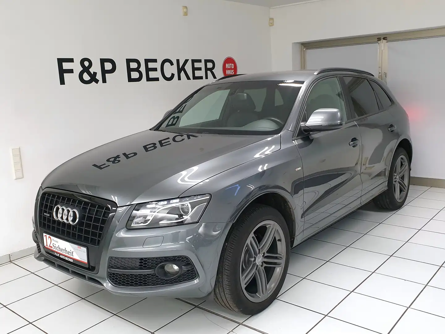 Audi Q5 2.0 TDI Quattro S Line S Tronic 2.Hand Scheckheft Gris - 1
