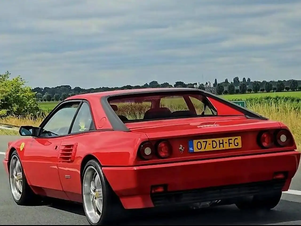 Ferrari Mondial 3.4 T Coupé - 320 pk, foto 7