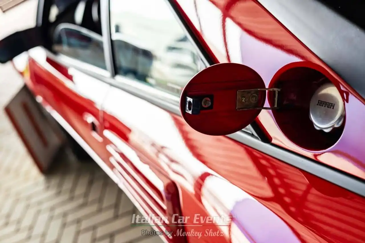 Ferrari Mondial 3.4 T Coupé - 320 pk, foto 10