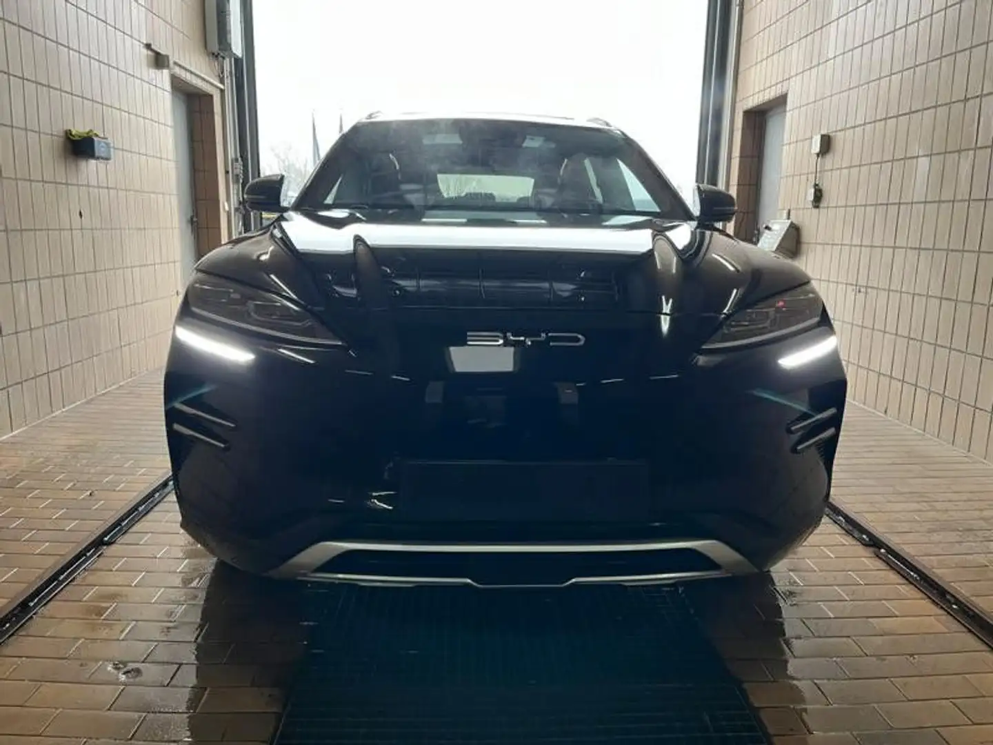 BYD Seal U Design 87 kWh Schwarz - 2