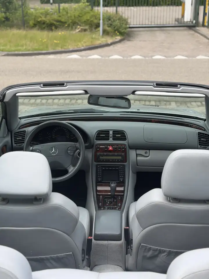 Mercedes-Benz CLK 320 Elegance, foto 4