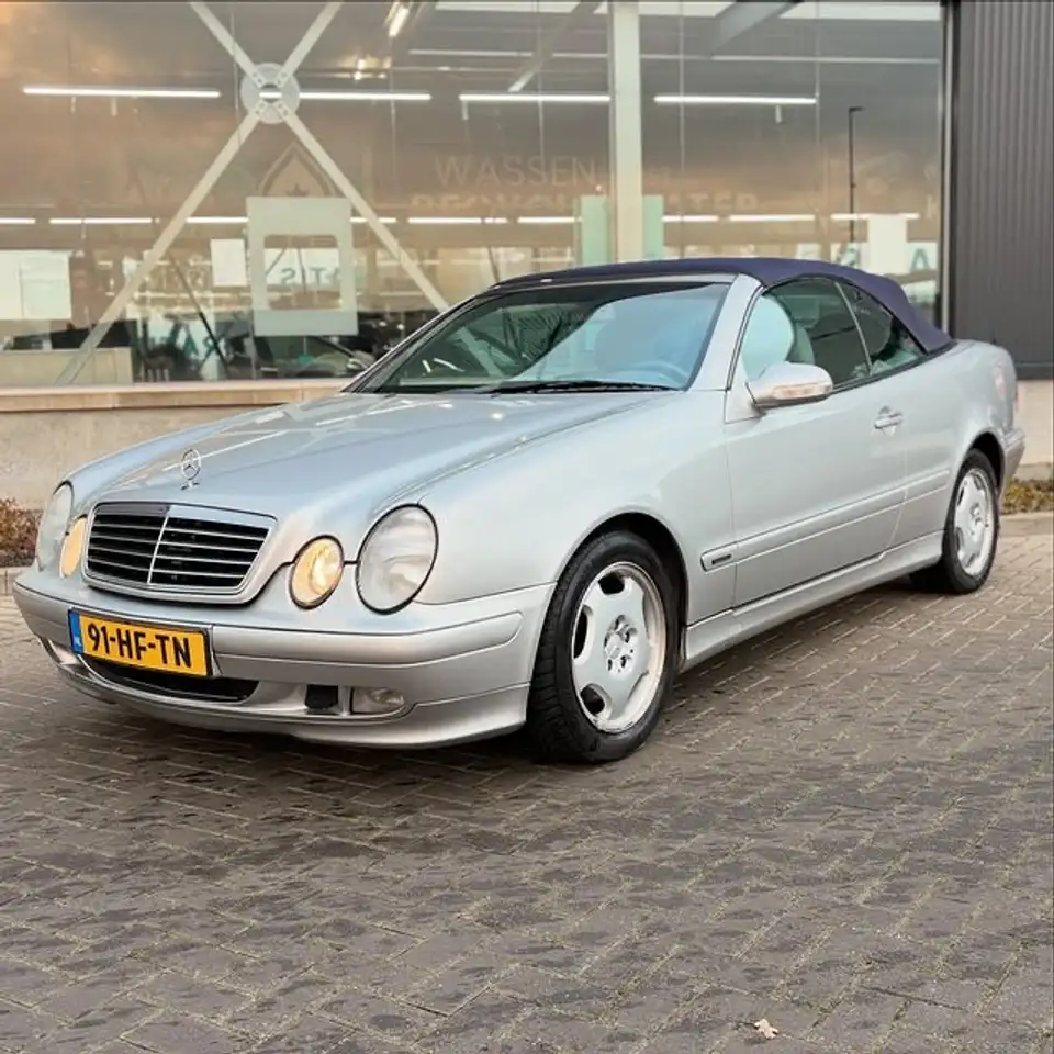 Mercedes-Benz CLK 320 Elegance, foto 6