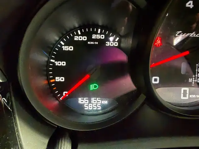 Porsche Macan view 29