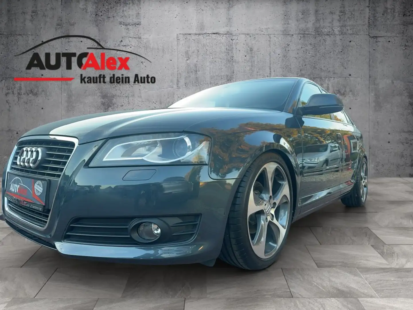 Audi A3 1.6 Sportback S tronic Ambiente - 1