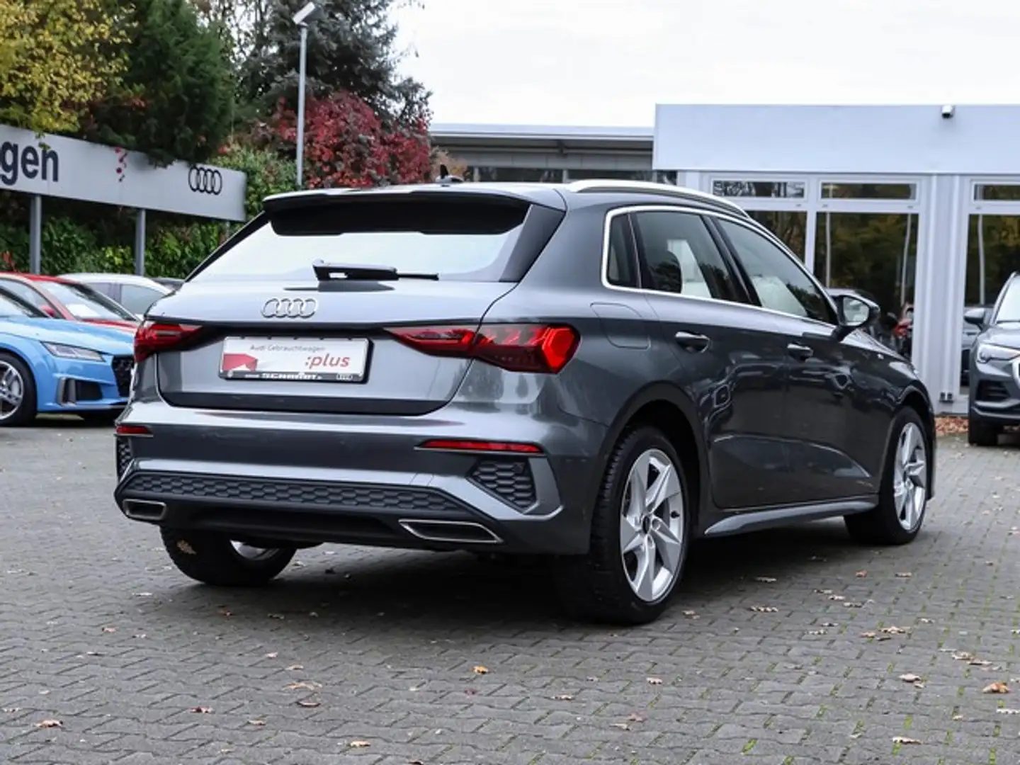 Audi A3 Sportback 35 TFSI S line ACC Navi+ LED SHZ Grau - 2