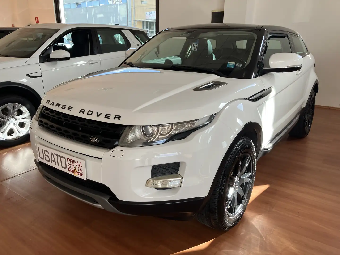 Land Rover Range Rover Evoque coupe’ 2.2 td4 Prestige 150cv - 1