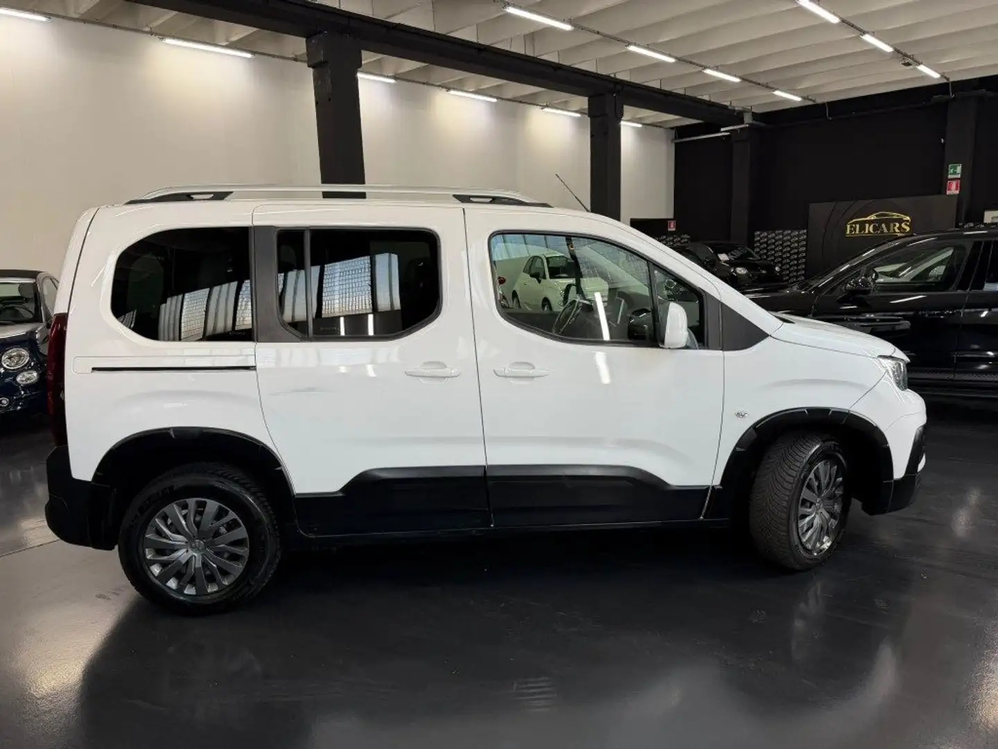 Peugeot Rifter Puretech 110 S&S Allure Standard Blanc - 2